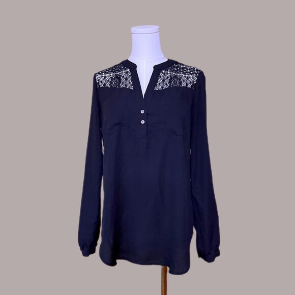 Express Long Sleeve Black Blouse with Pattern Cutouts Size Small/Petite - Picture 1 of 9
